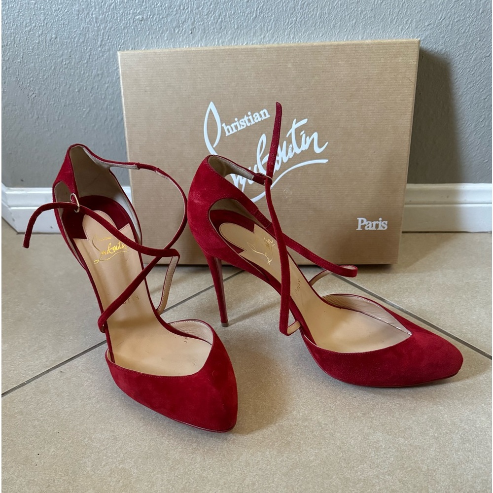 Authentic Christian Louboutin heels. Sexy deep red suede. Size EU 38.5